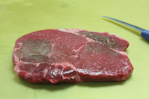 How to Tell if Steak is Bad or Spoiled - Tips to Spot Raw or ...