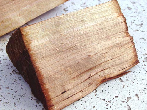 Split-Soaked-Wood-Chunks